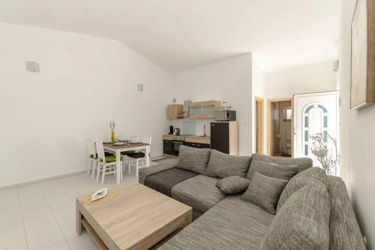 Apartments Vam Vir 0*,  Croatia