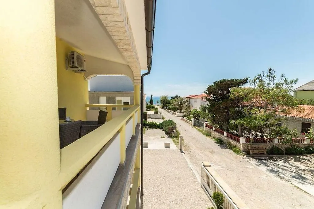 Apartments Vam Vir